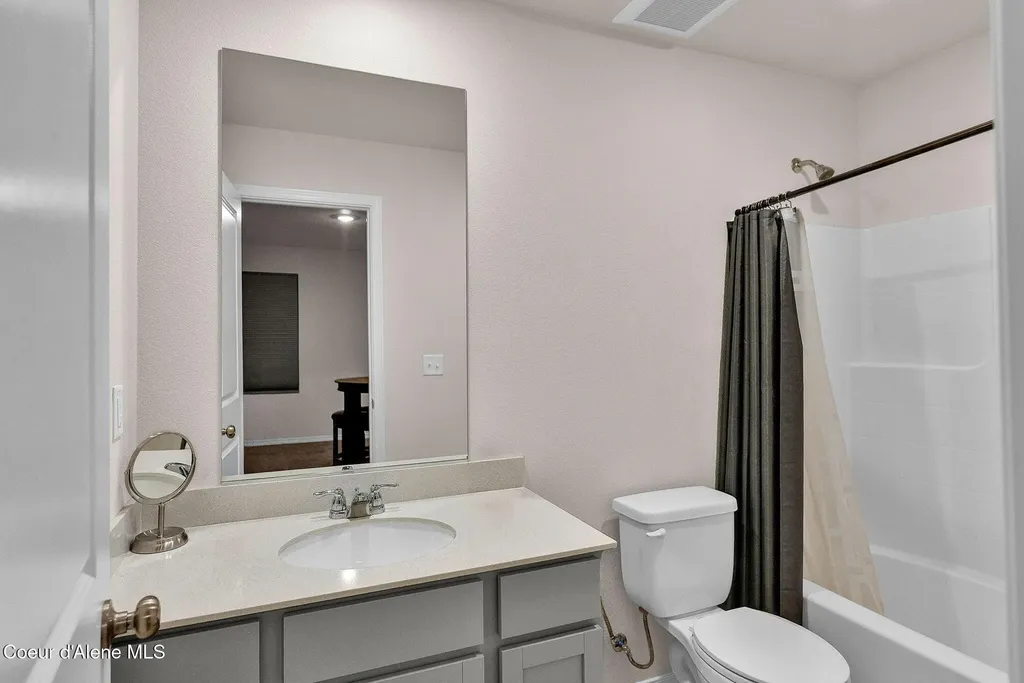 287 E Lupine Lane Hayden ID 83835