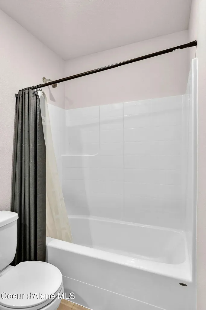 287 E Lupine Lane Hayden ID 83835