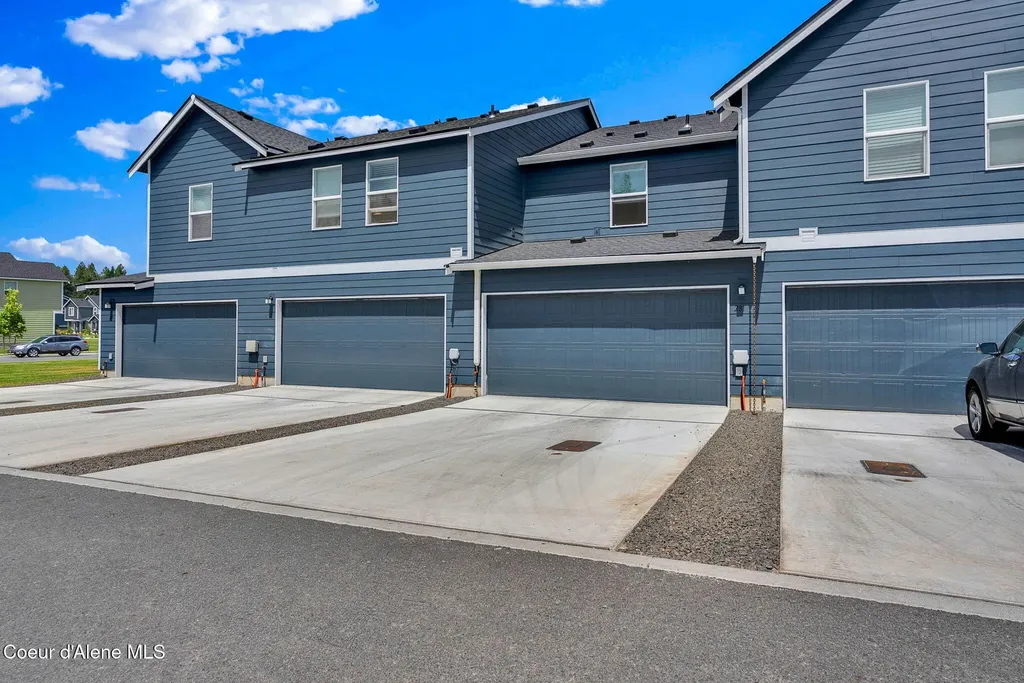 287 E Lupine Lane Hayden ID 83835