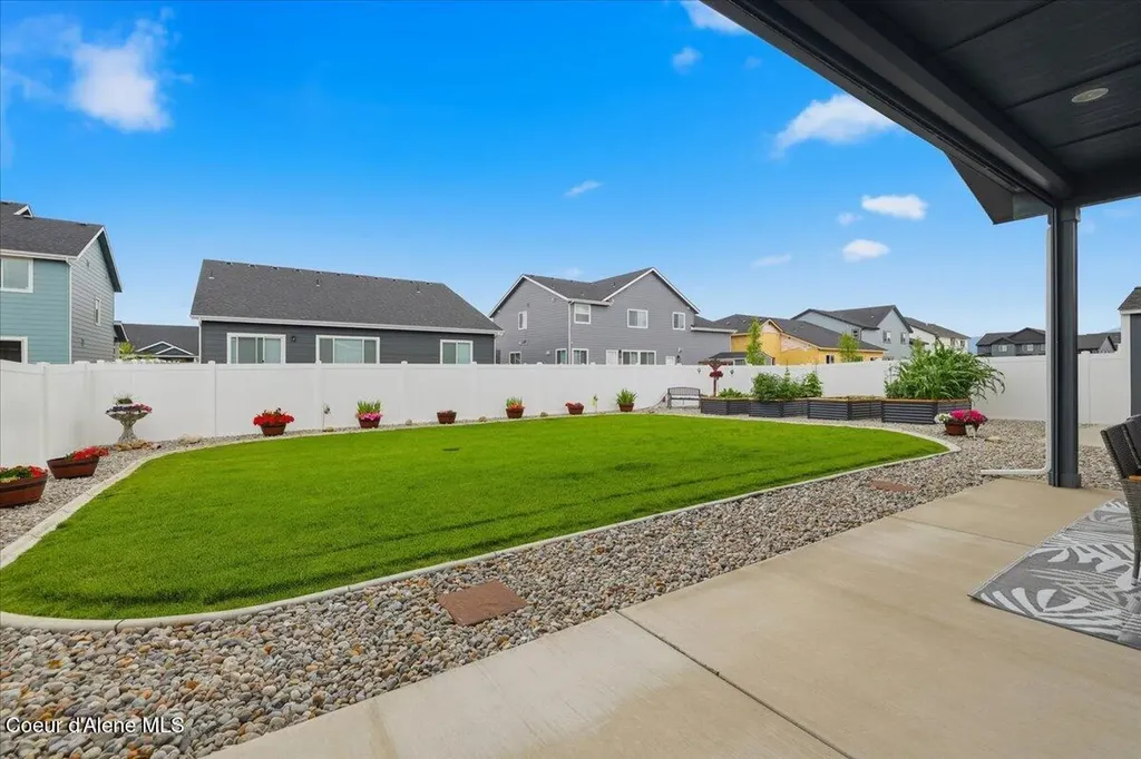 2871 N Neptune Street Post Falls ID 83854