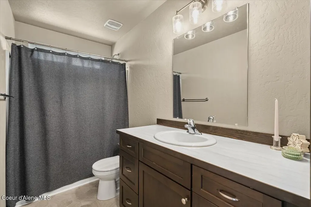 5467 W Corkys Court Spirit Lake ID 83869