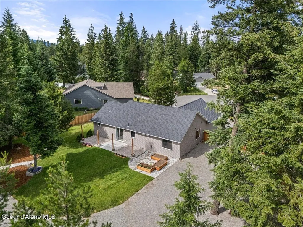 5467 W Corkys Court Spirit Lake ID 83869