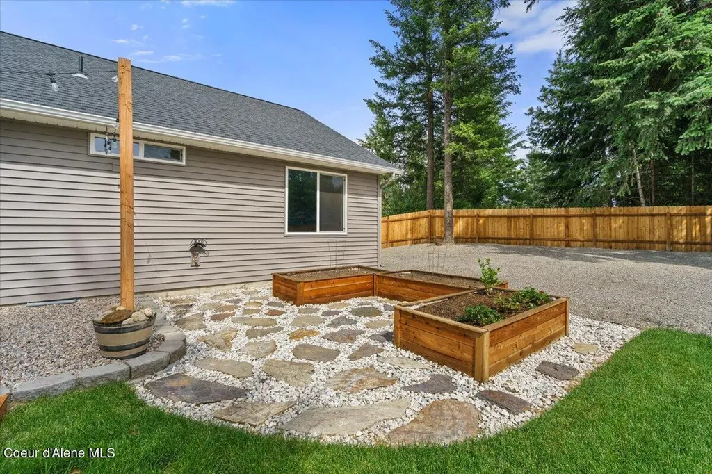 5467 W Corkys Court Spirit Lake ID 83869