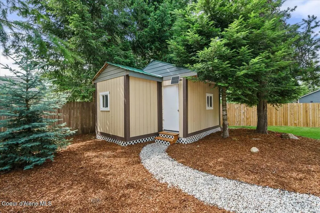 5467 W Corkys Court Spirit Lake ID 83869