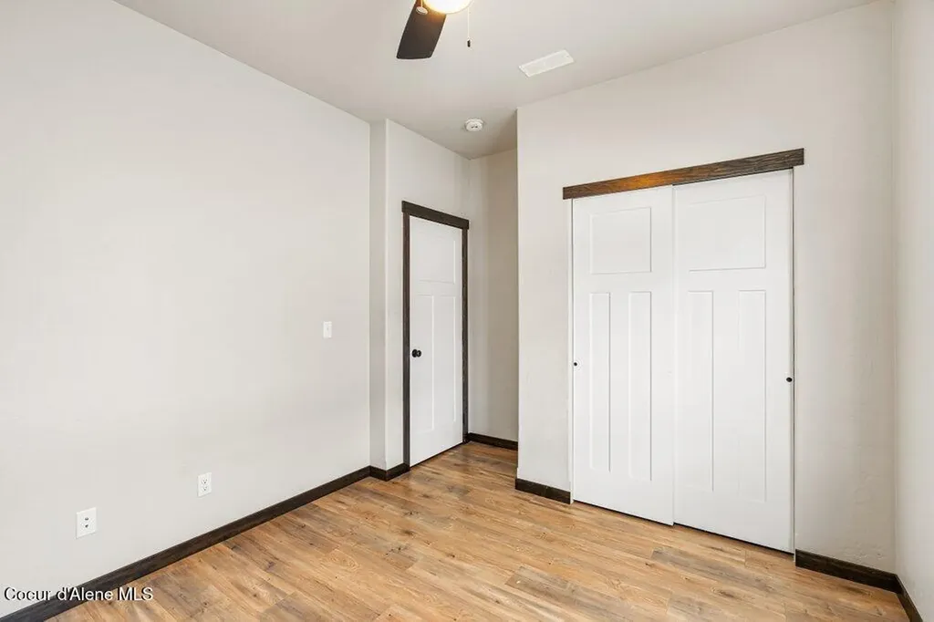 5989 W Fredrick Loop Spirit Lake ID 83869