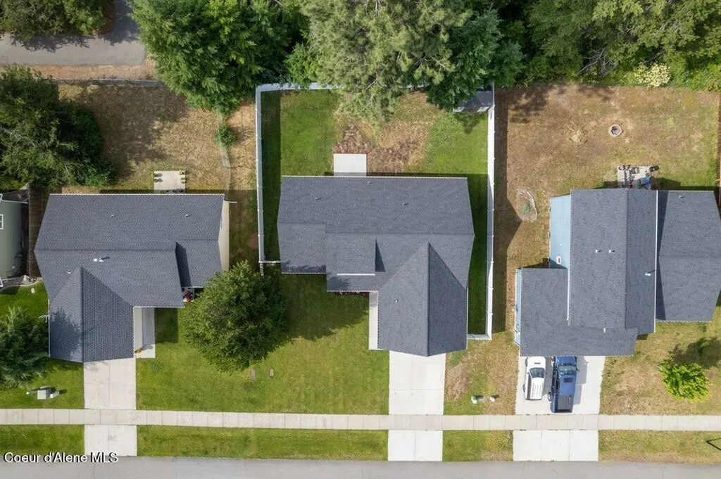 5989 W Fredrick Loop Spirit Lake ID 83869