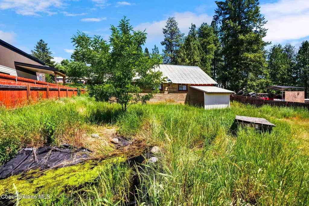 6558 Chinook Street Bonners Ferry ID 83805