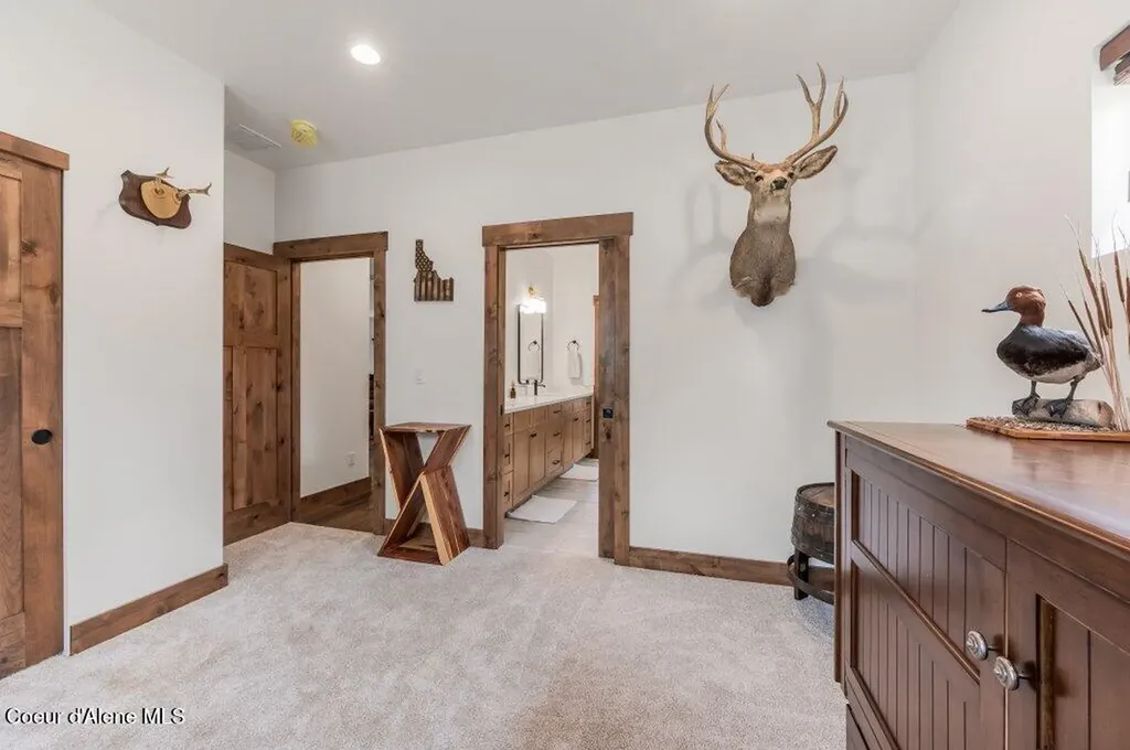3284 Blanchard Cutoff Road Blanchard ID 83804