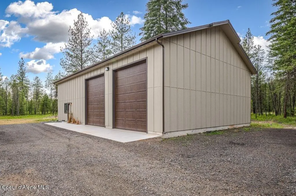 3284 Blanchard Cutoff Road Blanchard ID 83804