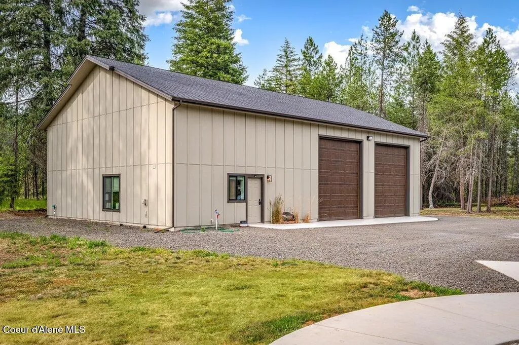 3284 Blanchard Cutoff Road Blanchard ID 83804