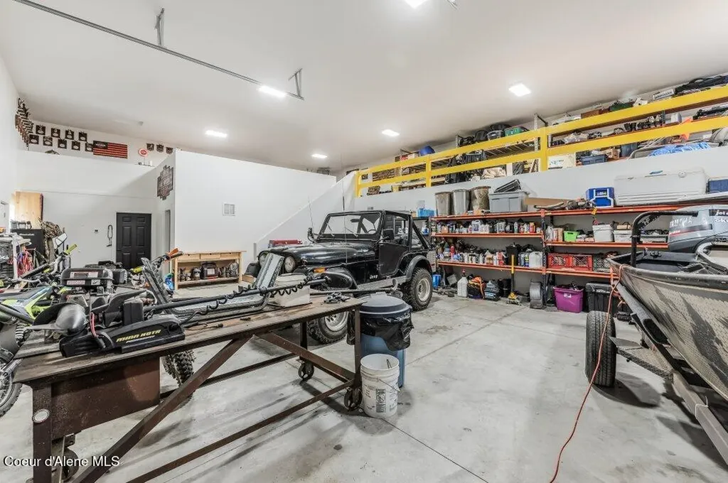 3284 Blanchard Cutoff Road Blanchard ID 83804