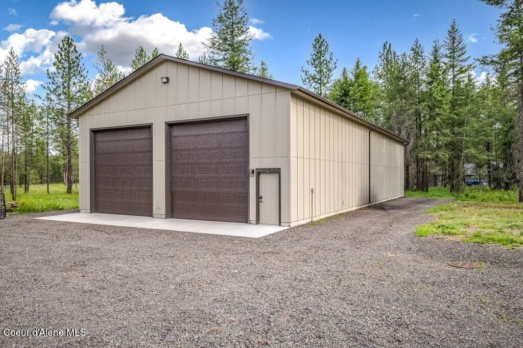 3284 Blanchard Cutoff Road Blanchard ID 83804