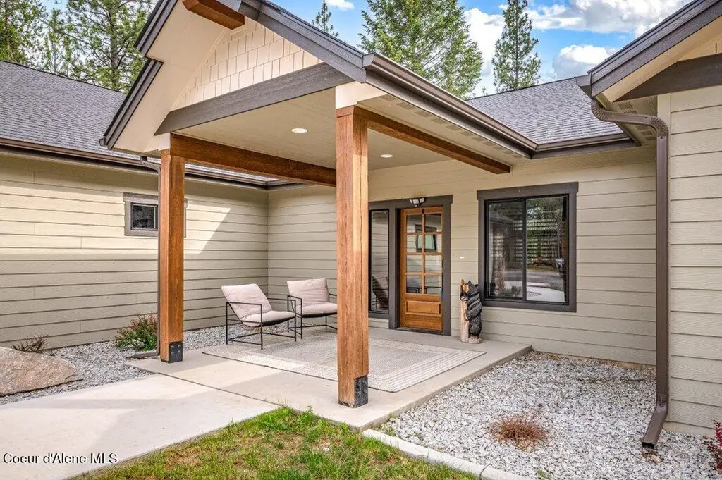3284 Blanchard Cutoff Road Blanchard ID 83804