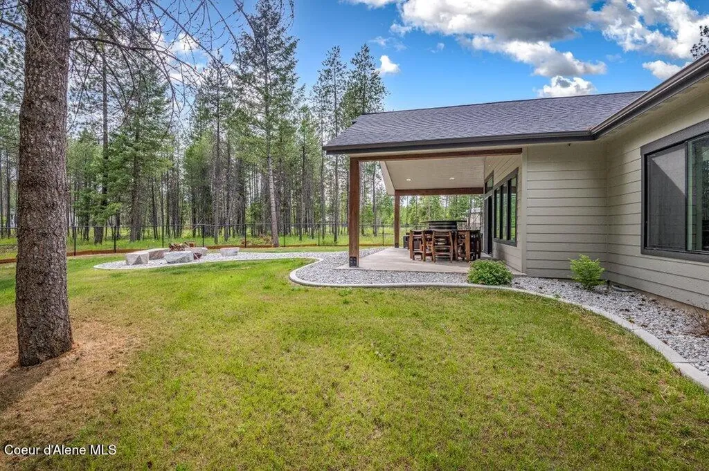 3284 Blanchard Cutoff Road Blanchard ID 83804