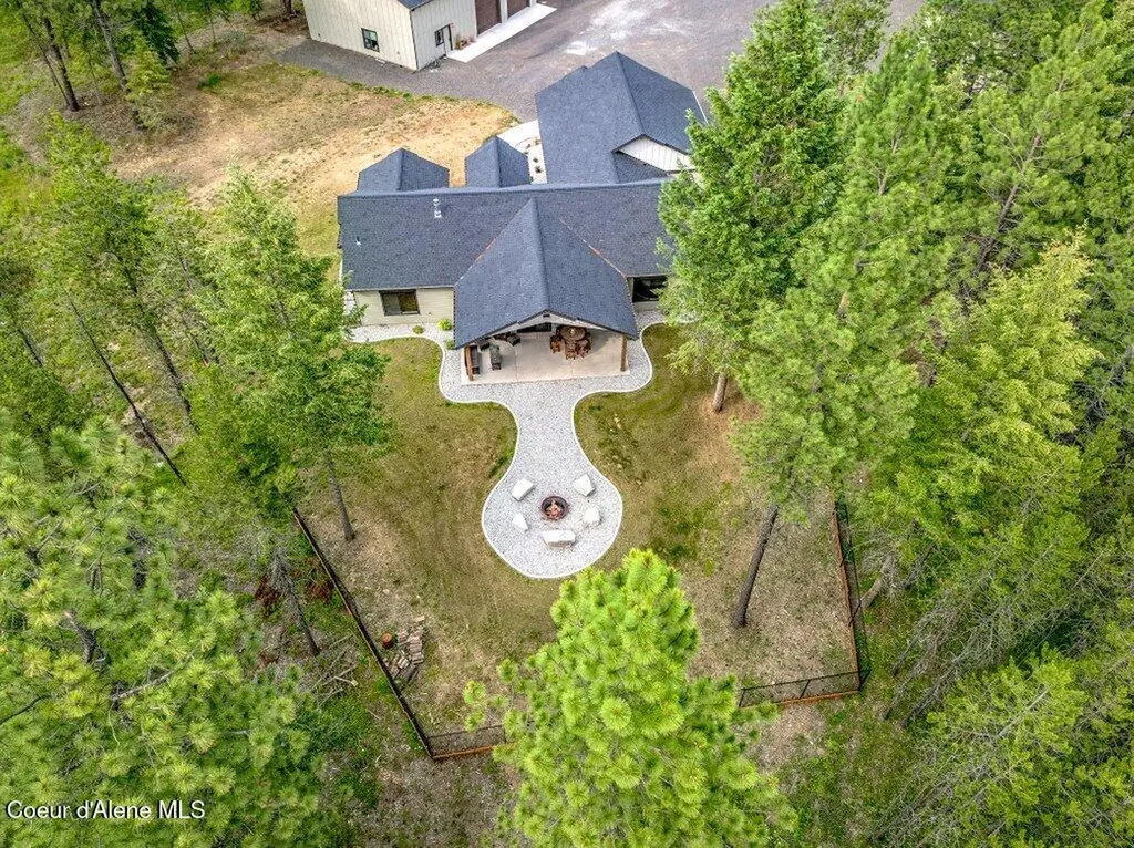 3284 Blanchard Cutoff Road Blanchard ID 83804
