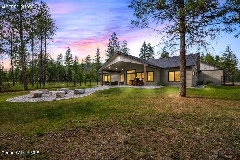 3284 Blanchard Cutoff Road Blanchard ID 83804