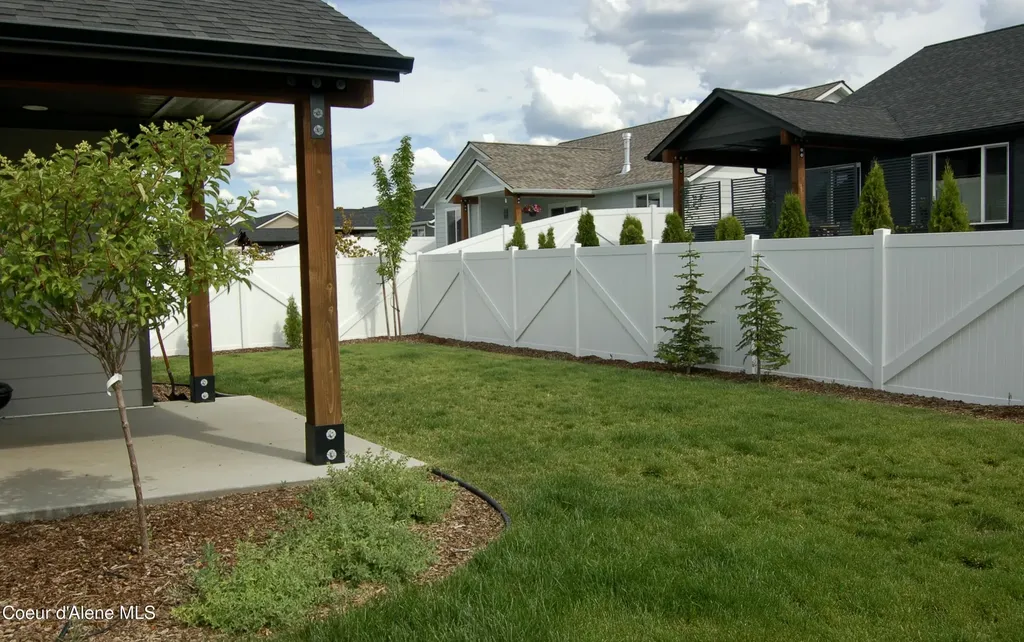 9060 W Oats Avenue Rathdrum ID 83858