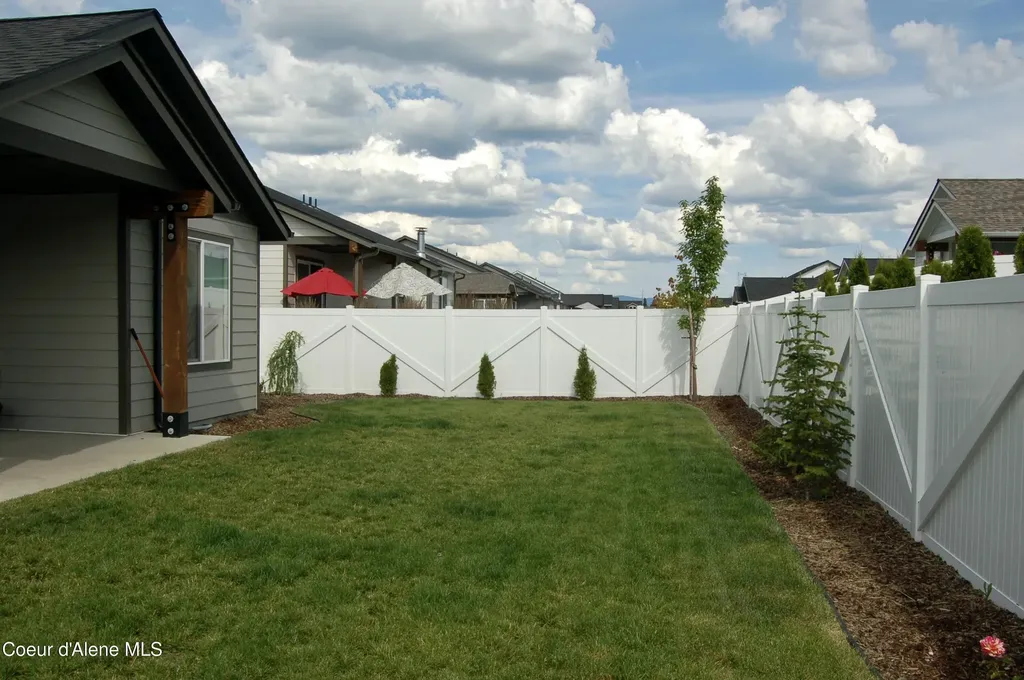 9060 W Oats Avenue Rathdrum ID 83858