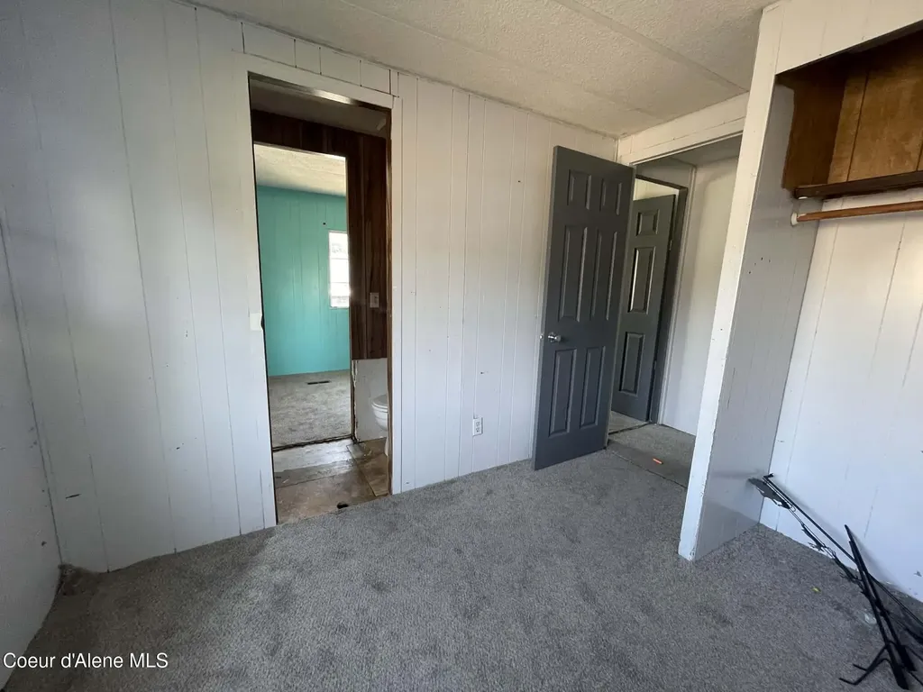 8638 W Park Loop Rathdrum ID 83858