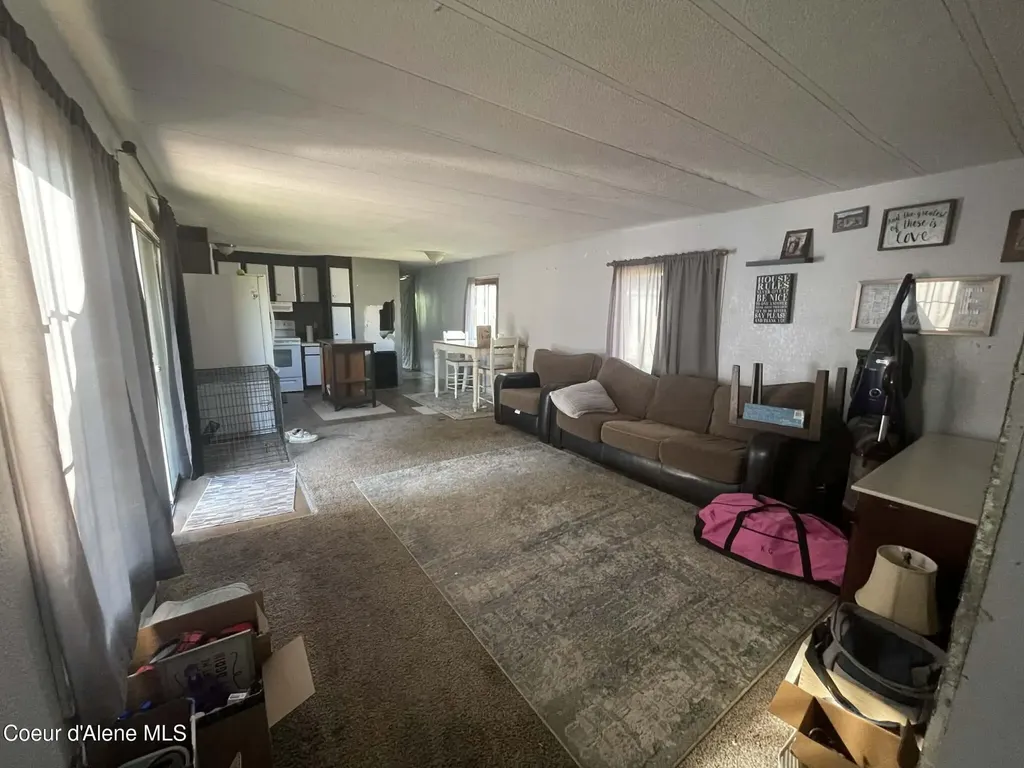 8638 W Park Loop Rathdrum ID 83858