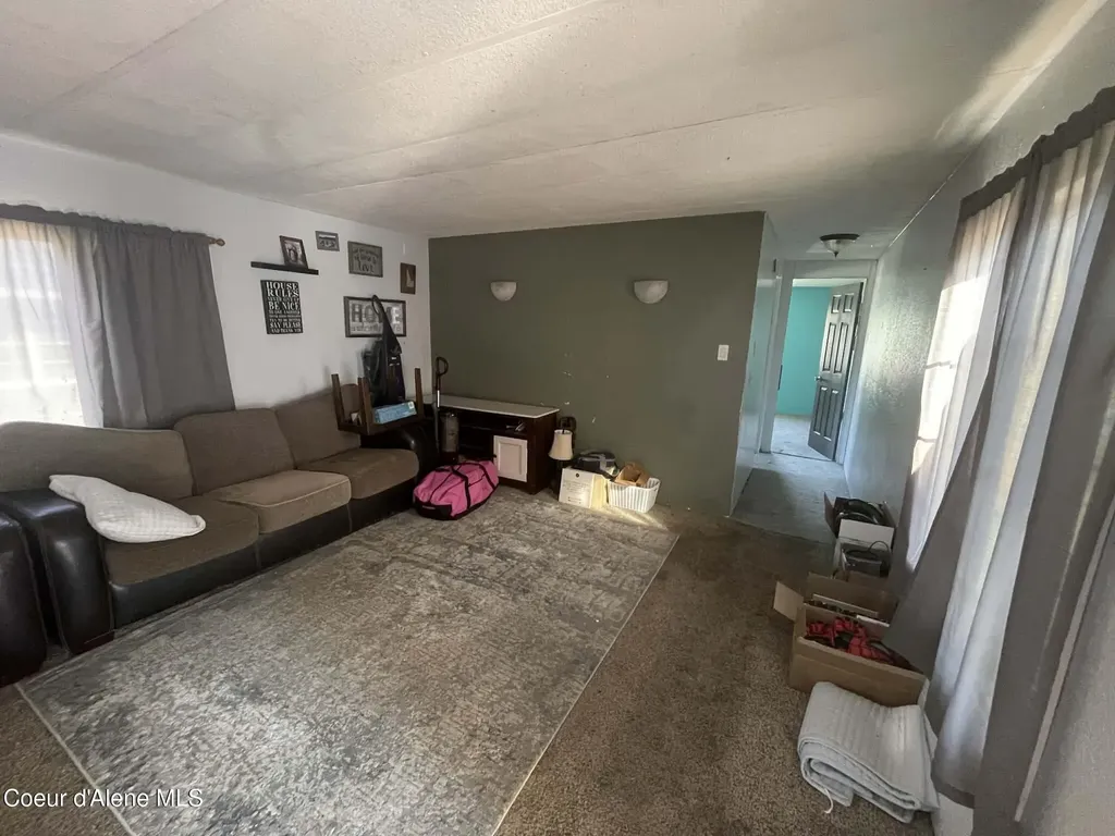 8638 W Park Loop Rathdrum ID 83858