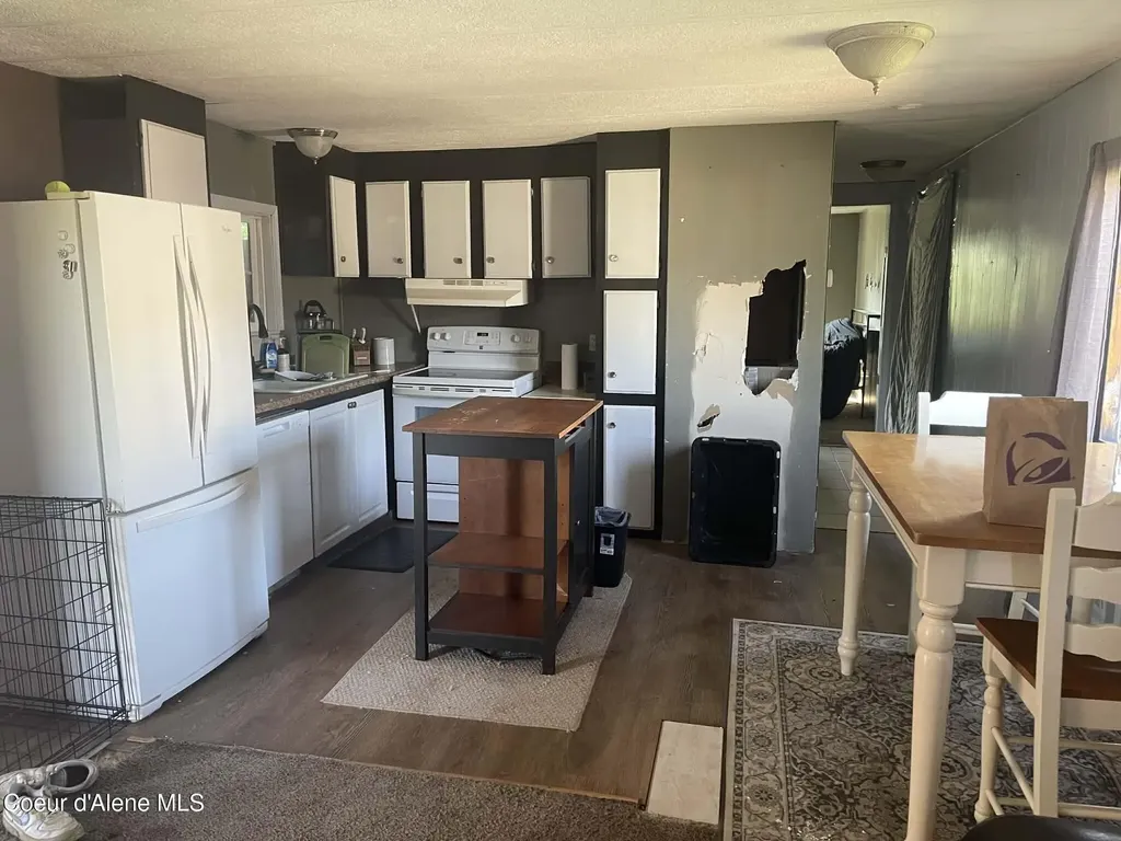 8638 W Park Loop Rathdrum ID 83858