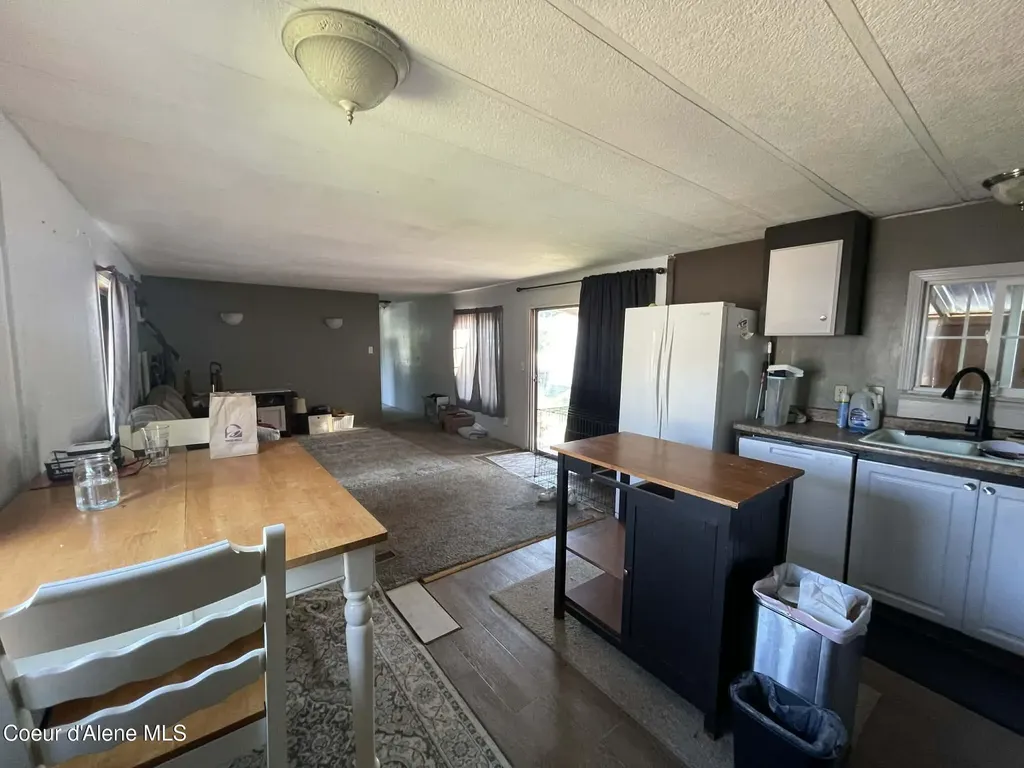 8638 W Park Loop Rathdrum ID 83858