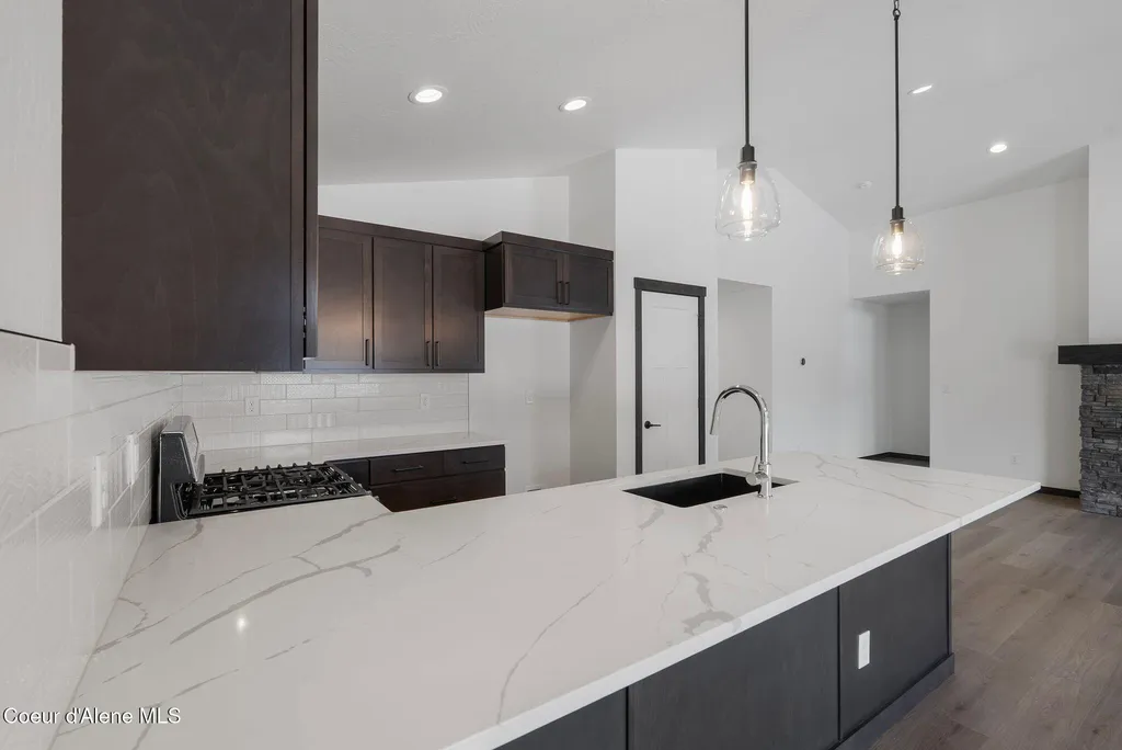 2238 Maverick Court Sandpoint ID 83864