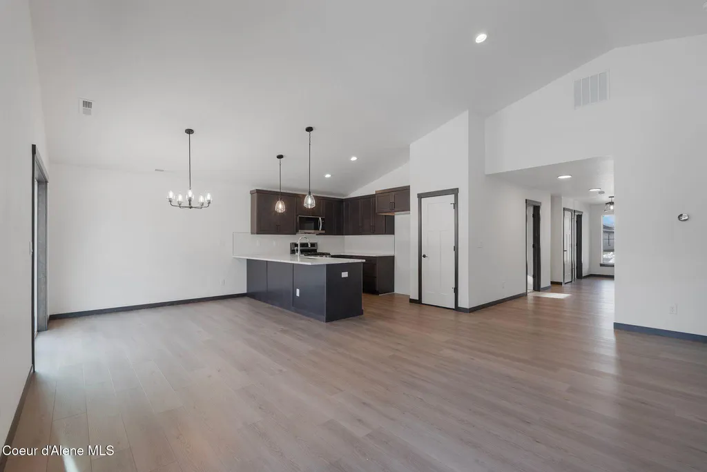 2238 Maverick Court Sandpoint ID 83864