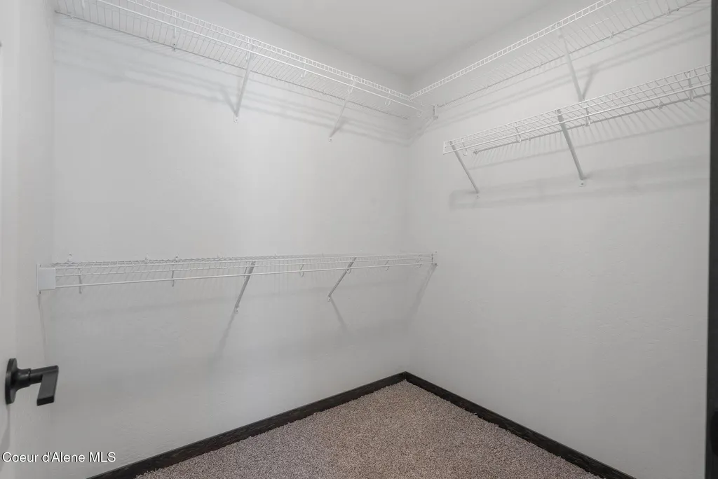 2238 Maverick Court Sandpoint ID 83864