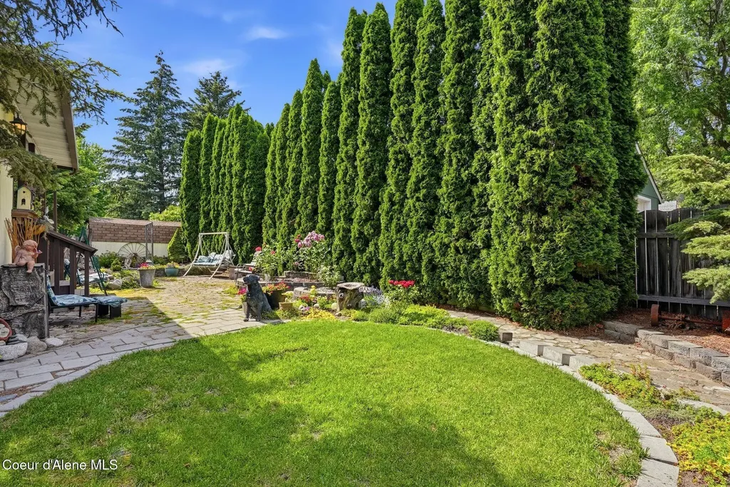 13823 E Crown Avenue Spokane Valley WA 99216
