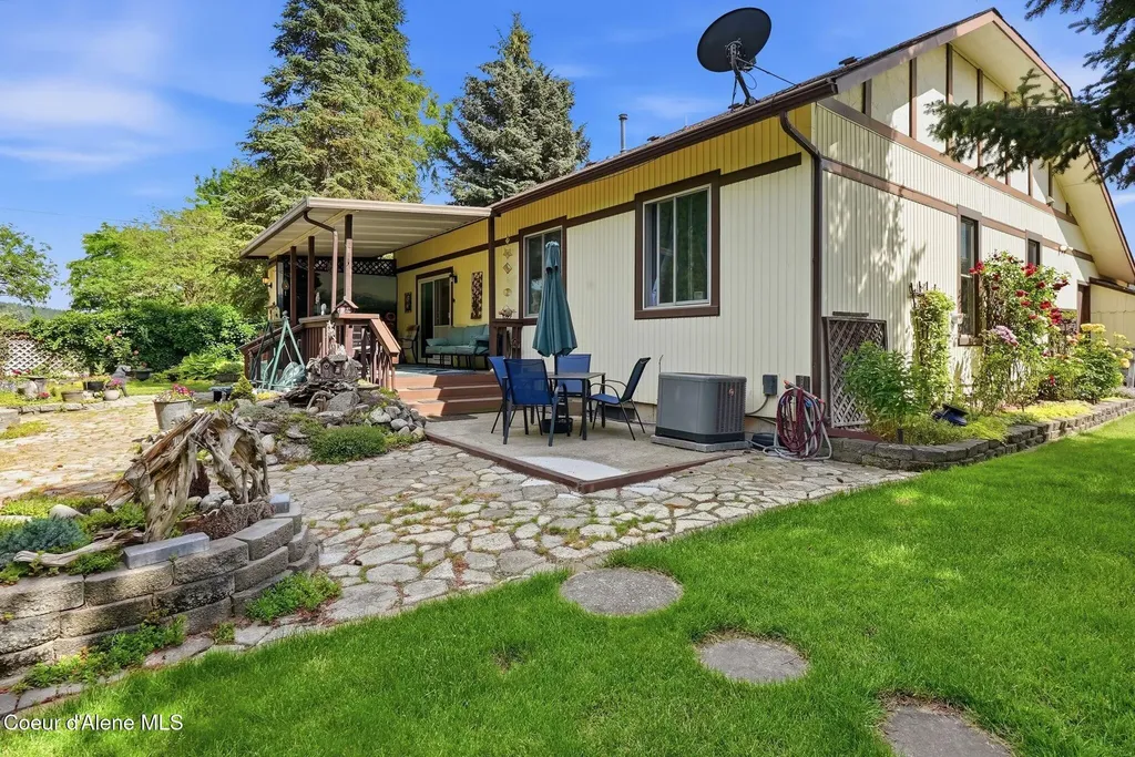 13823 E Crown Avenue Spokane Valley WA 99216
