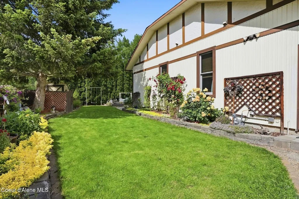 13823 E Crown Avenue Spokane Valley WA 99216