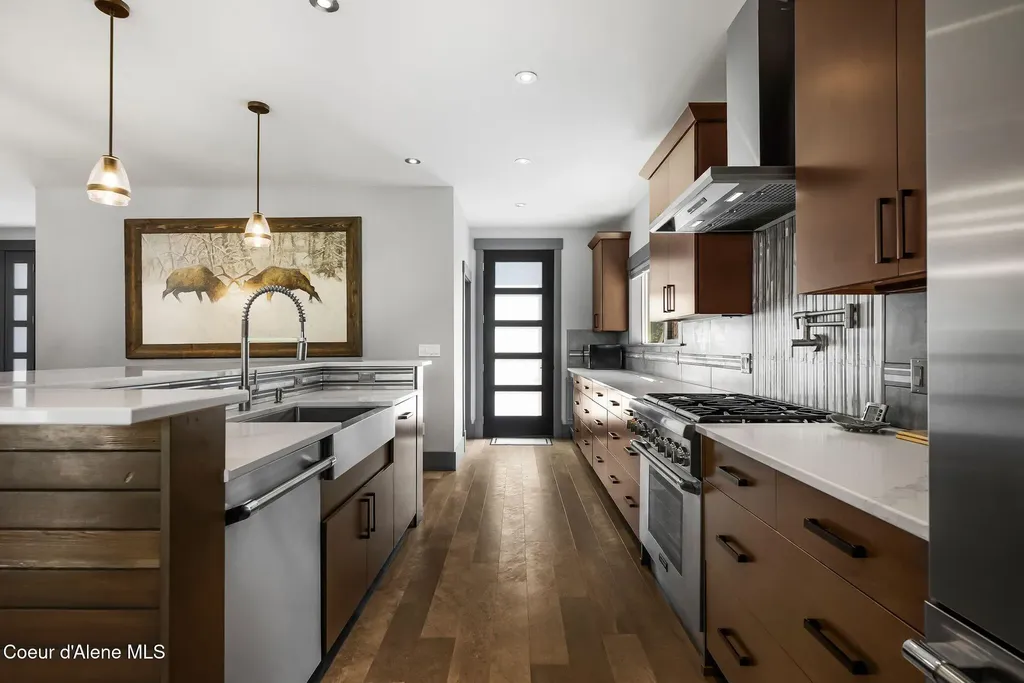 37 Birch Haven Drive Sagle ID 83860