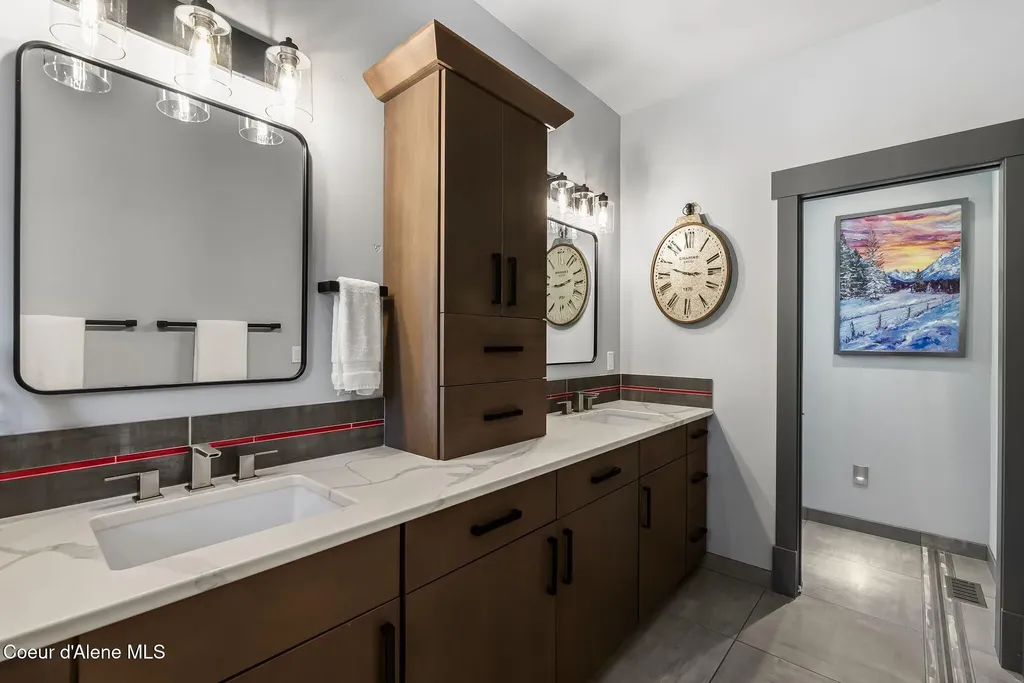 37 Birch Haven Drive Sagle ID 83860