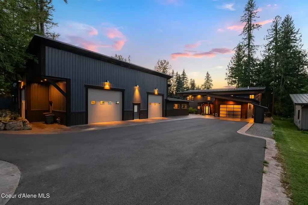 37 Birch Haven Drive Sagle ID 83860