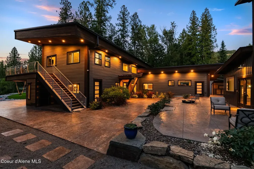 37 Birch Haven Drive Sagle ID 83860