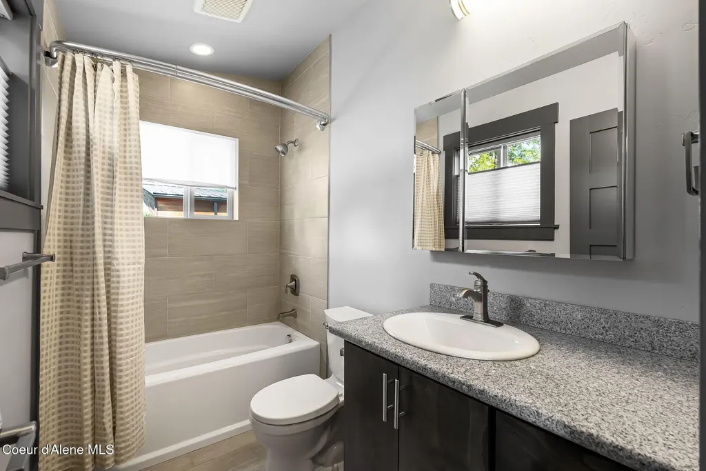 37 Birch Haven Drive Sagle ID 83860