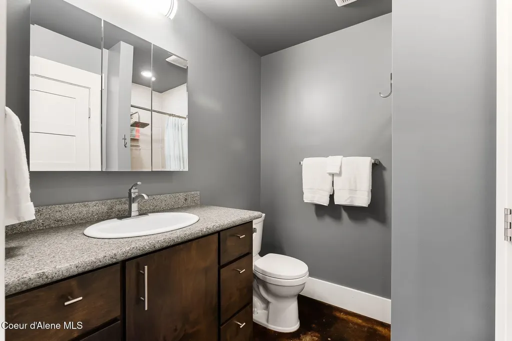 37 Birch Haven Drive Sagle ID 83860