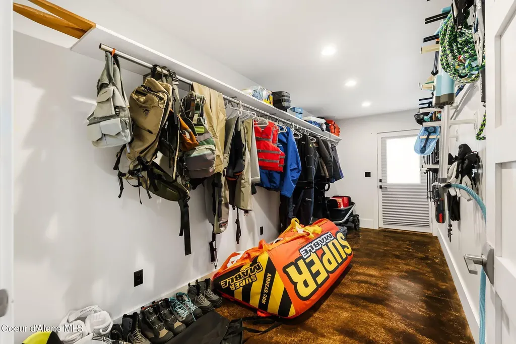 37 Birch Haven Drive Sagle ID 83860