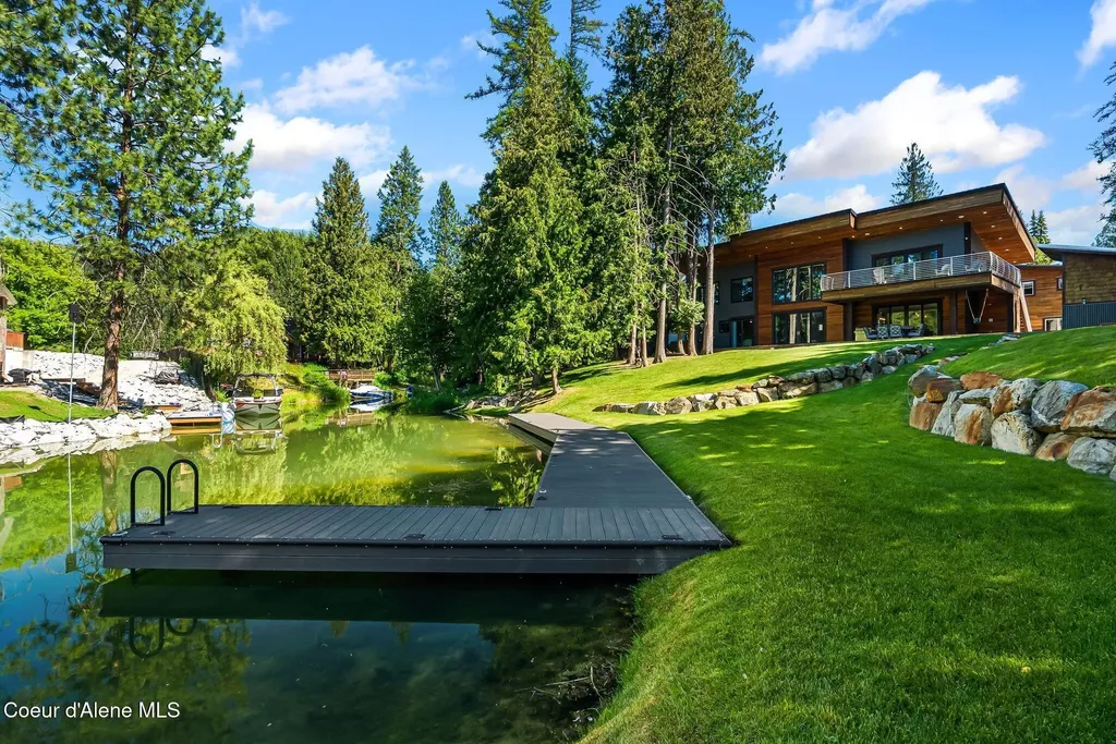 37 Birch Haven Drive Sagle ID 83860