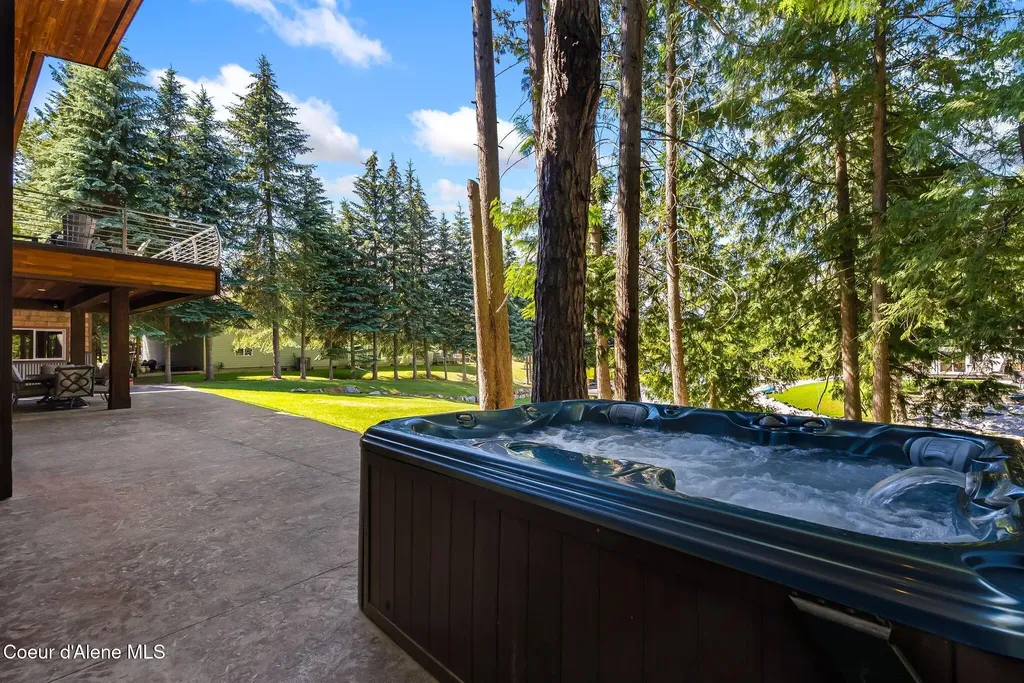 37 Birch Haven Drive Sagle ID 83860