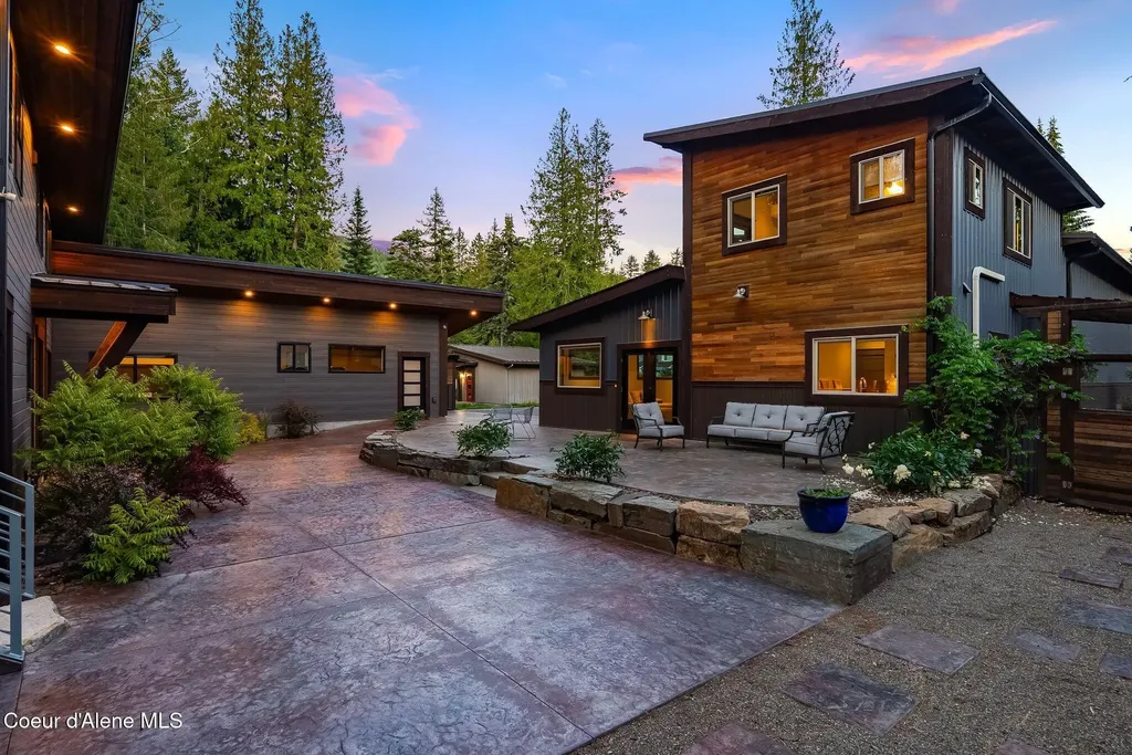 37 Birch Haven Drive Sagle ID 83860
