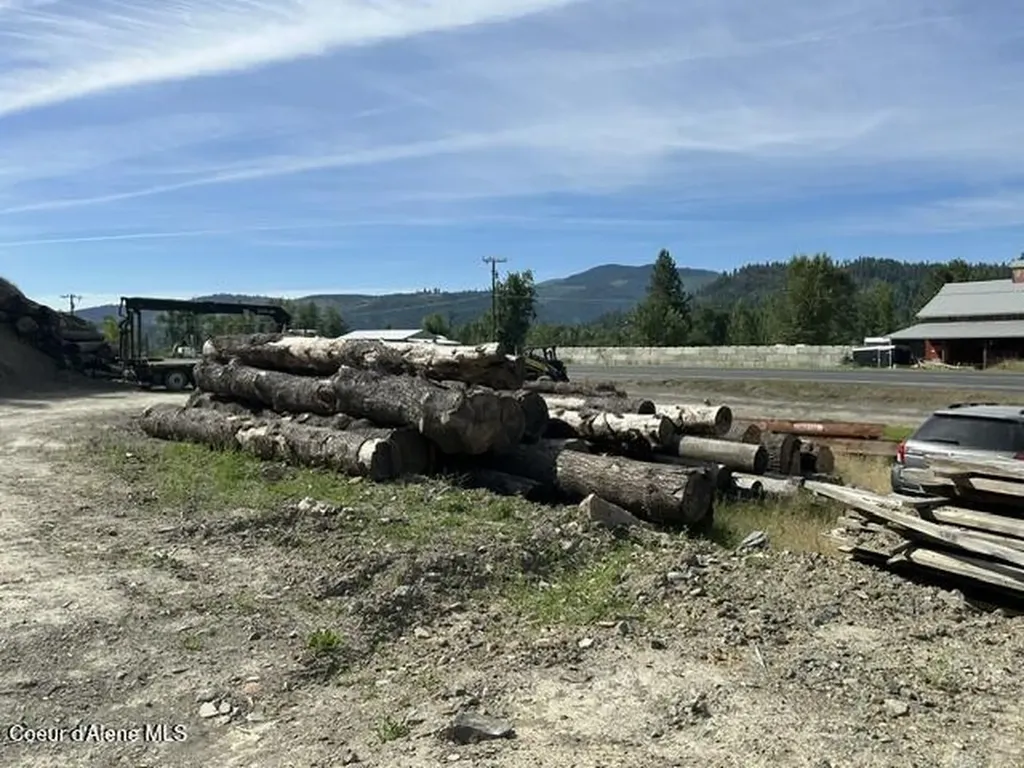 83895 S. State Highway 3 St. Maries ID 83861