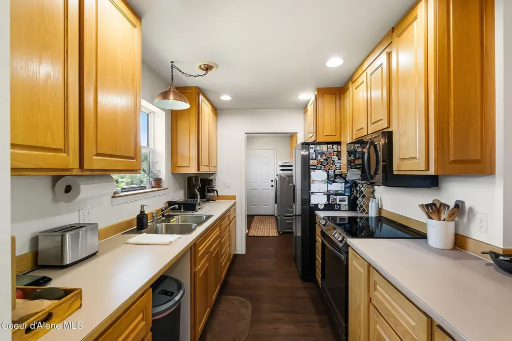 6872 Westview Drive Bonners Ferry ID 83805