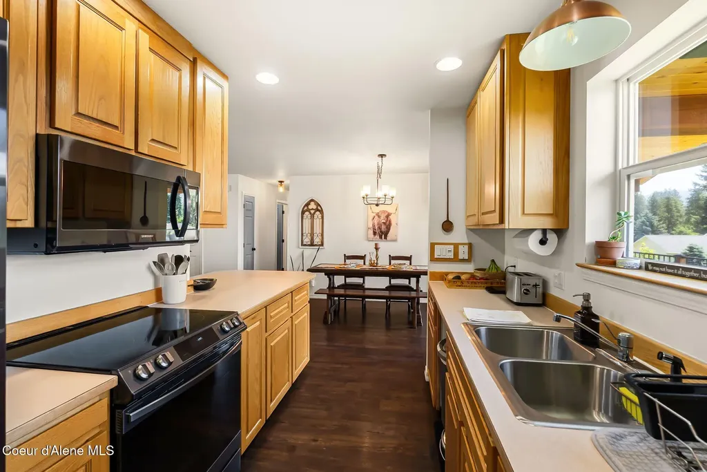 6872 Westview Drive Bonners Ferry ID 83805