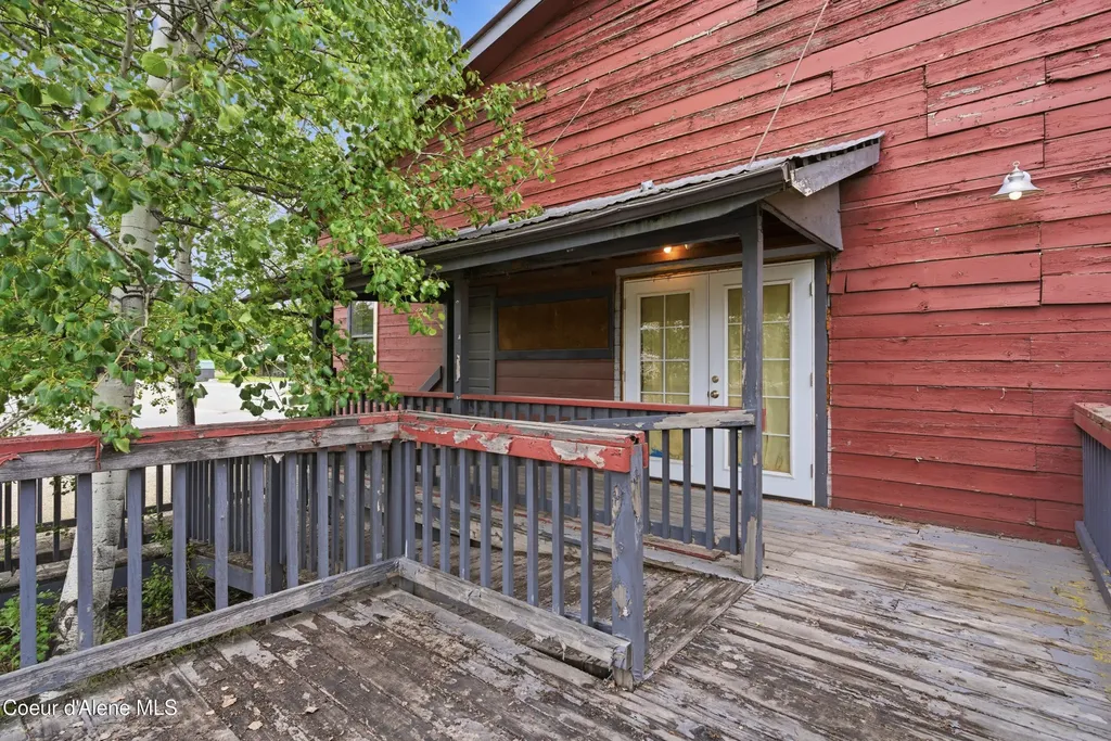 358 Montgomery Street Priest River ID 83856