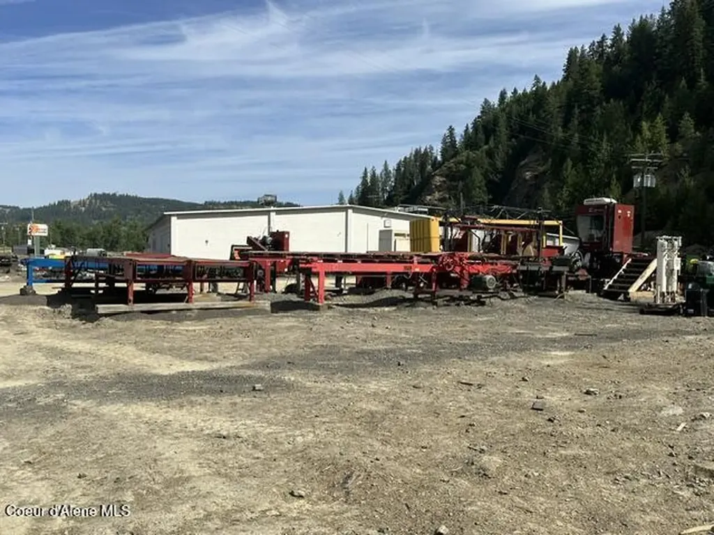 83895 S. State Highway 3 St. Maries ID 83861
