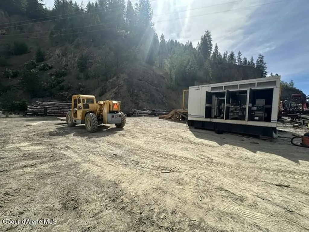 83895 S. State Highway 3 St. Maries ID 83861