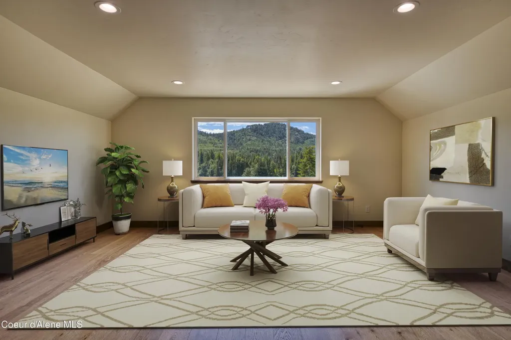 4450 Dufort Road Sagle ID 83860